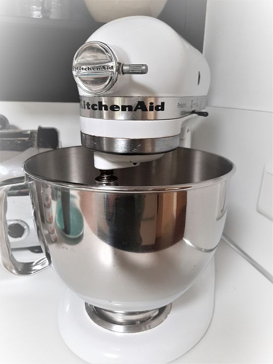 Kitchen-aid-mixer-2-1566146931.jpg